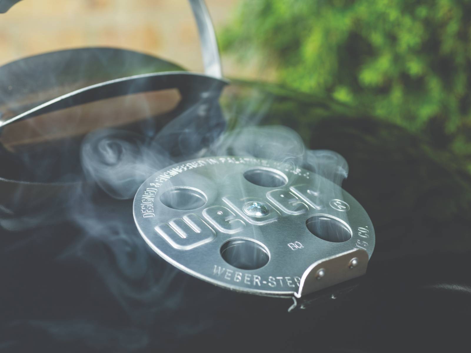 Weber 57cm Original Premium Kettle